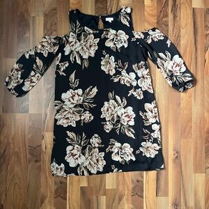 Charming Charlie Grey Floral Long Sleeve Dress